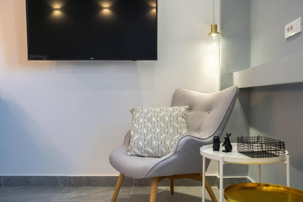 Stylish Apartament Magheru Бухарест Экстерьер фото