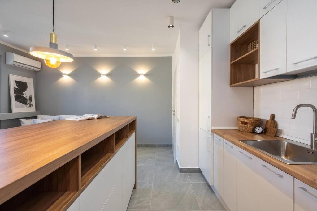 Stylish Apartament Magheru Бухарест Экстерьер фото