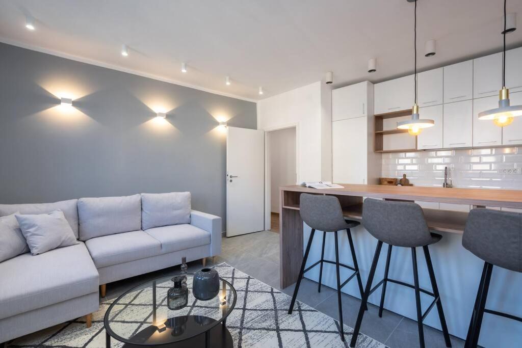 Stylish Apartament Magheru Бухарест Экстерьер фото